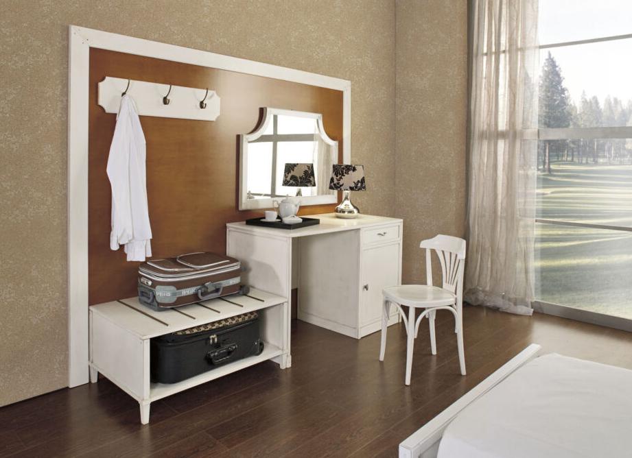 Как выбрать подставку для чемодана