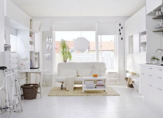 10 хитростей, чтобы визуально расширить узкую комнату.